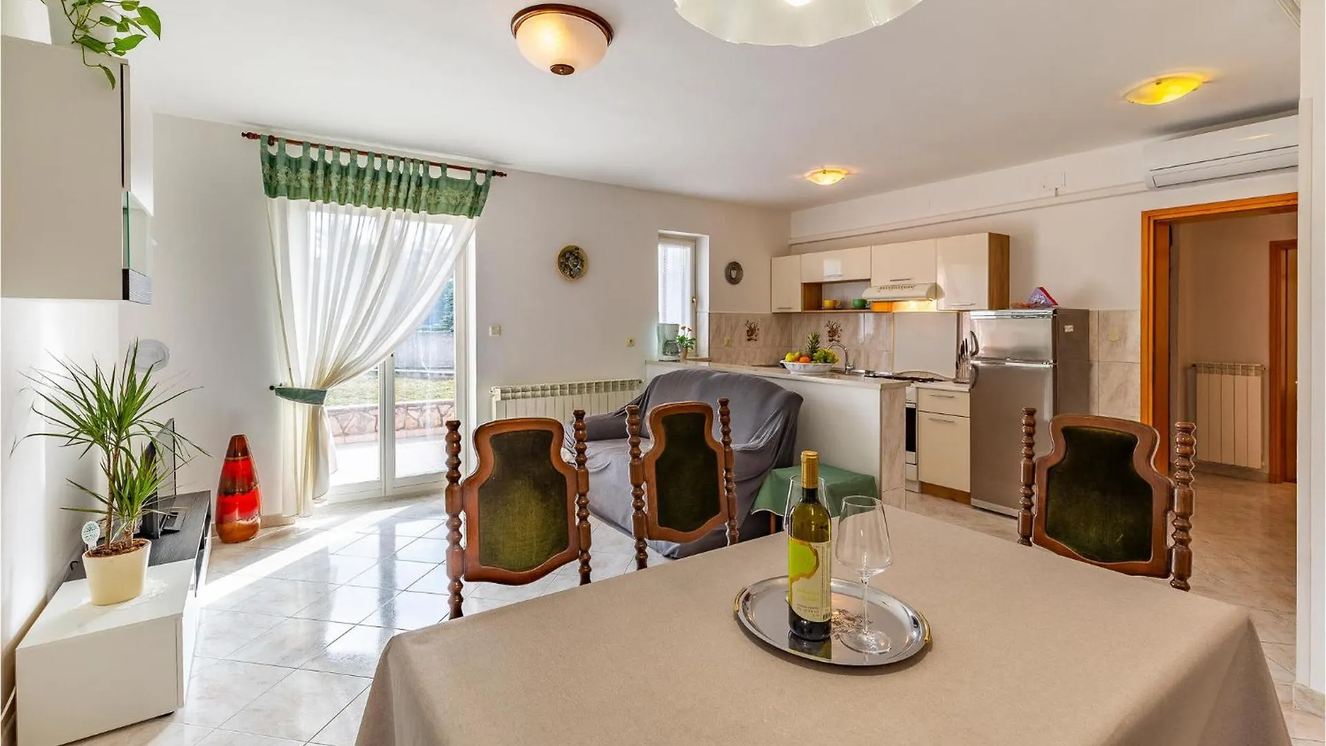 Beautiful Apartment In Labin With Wifi  Labin (Istria)