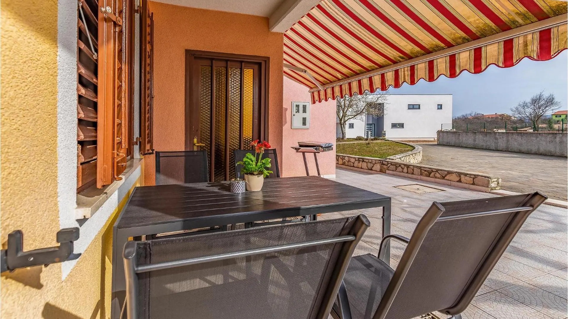 Beautiful Apartment In Labin With Wifi